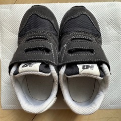 ニューバランス スニーカー 靴　373 14.5cmの画像