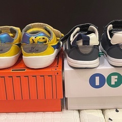 【差し上げます】IFME イフミー キッズシューズ 14cm 黄色&ネイビー 2足セットの画像