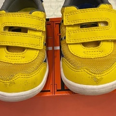 【差し上げます】IFME イフミー キッズシューズ 14cm 黄色&ネイビー 2足セットの画像