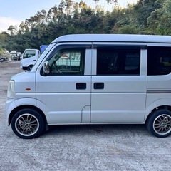 スズキ エブリイの画像