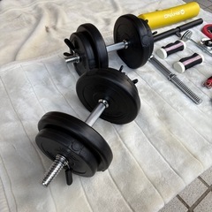 可変式ダンベルセットとおまけ
の画像