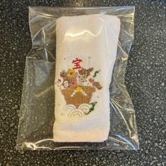 M2511-441　ハンドタオル 和柄 薄ピンク ハンカチ 未使用品 保管汚れ有りの画像