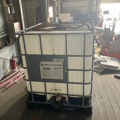 囲い付きタンクコンテナの画像