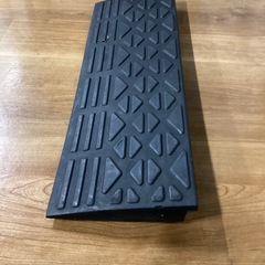 ゴム製段差プレート【町田市再生家具】1127Ｂの画像