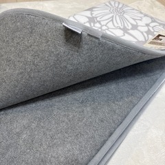 新品　センターラグ　2畳用の画像