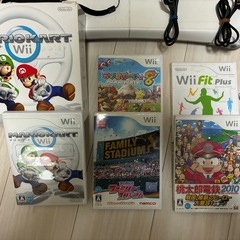 Wii 本体、コントローラー、ソフト５本セットの画像