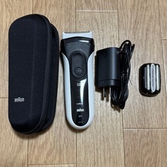 BRAUN電動カミソリの画像