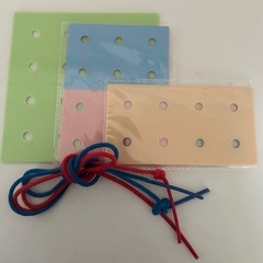 新品同様✨七田　ひもとおしの画像