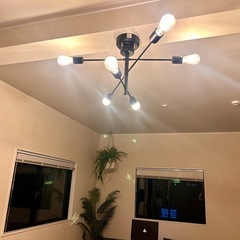 おしゃれなシーリングライト（LED電球付き
）の画像
