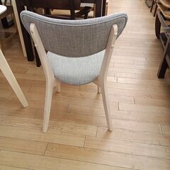 ★リユースのサカイつくば店★TK7462  ダイニングテーブル＆椅子4脚セット アイボリー H75×D80×W140 クリーニング済みの画像