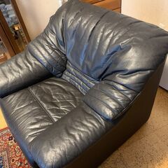 1人掛け ソファー レザー 黒 【引取来て頂ける方】の画像