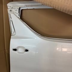 アルファード３０　左後スライドドアの画像