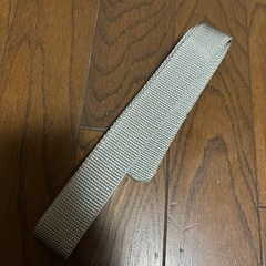 ビニール素材の紐、幅2.8㎝程度、手芸やハンドメイドに！グレーの画像