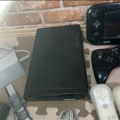 Wii ゲームセット　ブラック　ジャンク品　本体、コントローラー、周辺機器、 の画像