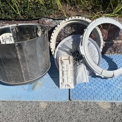 洗濯機の分解クリーニング行っています！配送設置込み　2019年製　シャープ　インバーター10K洗濯機　　分解クリーニング済み！！の画像