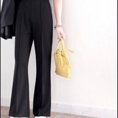 脚長フレア センタープレス セミフレア イージーパンツの画像