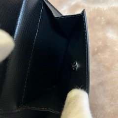 dunhill ダンヒル 二つ折り財布 折財布 さいふ サイフ wallet 小銭入れ有 小銭入れあり 小銭入れアリ 小銭入れ付き black ブラック黒色系無地ジャイアンツ似ロゴ ジャイアンツロゴレザーメンズmen’s男性用、紳士の画像