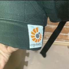 ❤︎Ergobaby❤︎抱っこ紐★龍刺繍 ブラック★限定品★珍品♡の画像