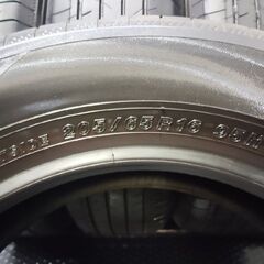 YOKOHAMA BluEarth-GT AE51 205/65R16 16インチ 夏タイヤ 4本 22年製 バリ溝 10系アルファード MINIクロスオーバー ヤリスクロス等(KTE388) の画像