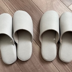 ニトリ　トイレ　スリッパ　グレーの画像