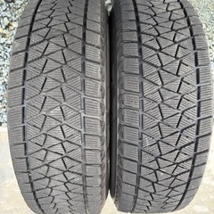 215/70R16ブリヂストンBLIZZAK DM-V2スタッドレスタイヤホイールセット RAV4 アウトランダー エクリプスクロス　デリカD5 ハリアー他美品の画像