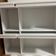 ディスプレイ収納ラックの画像