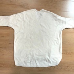 【新品未使用】レディース トップスの画像