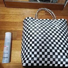 カゴおしゃれバッグの画像