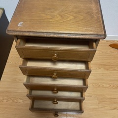 【急募】🎁 昭和レトロな木製5段チェスト（引き取り限定）の画像