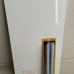 折りたたみテーブル(白)の画像