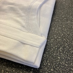 M2511-448 肌着 半袖 Uネック シャツ Lサイズ ホワイト 1枚のみ 未使用品 保管汚れ有りの画像