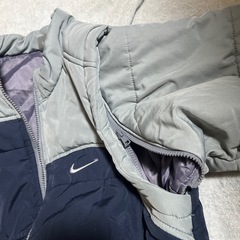 NIKE ナイキ　袖取り外し可能🉑　キッズ　子供　 ベスト　ジャンバー　アウター　上着の画像