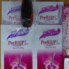 ☆　トラベルセット　お手入れコットン　ブラシ　シャンプーとリンス(試供品)　泡立てネット　☆の画像