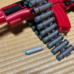 おもちゃ　銃　の画像