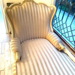 サロンベンチソファ　海外購入品　撮影利用　　アンティーク　ビンテージの画像