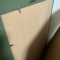 引き取りに来てくれる方限定　　B2額縁　の画像