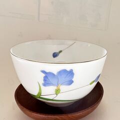 【200円】湯呑９客セットの画像