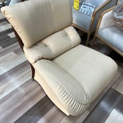 ジモティー割引🏷️【ジャングルジャングル 岸和田和泉インター店】カリモク 1人用ソファ ZT4758K325 和泉市 堺市 岸和田市 泉大津市 高石市 泉北郡熊取町の画像