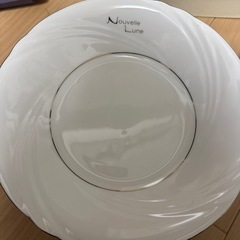 新品未使用お皿5枚セットの画像