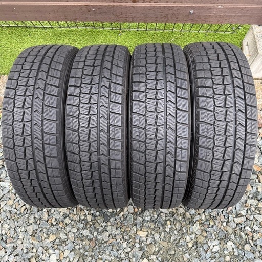 195/60R17ダンロップDUNLOP WINTER MAXX WM02 スタッドレスタイヤ４本 プリウス ライズ ロッキー ヴォクシー 他