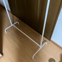 IKEAハンガーラックの画像