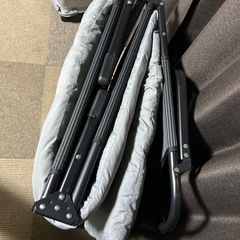 簡易ベッドの画像