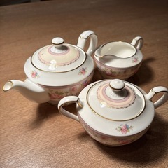 ノリタケ　ティーセット
の画像