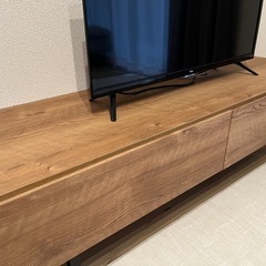 極美品✨LOWYAテレビ台の画像