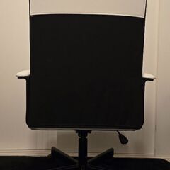 ｛中古｝ＩＫＥＡ/イケア　MILLBERGET/ミルベルゲット　回転チェア　ホワイトの画像