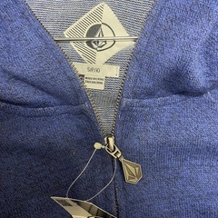 VOLCOM パーカーの画像