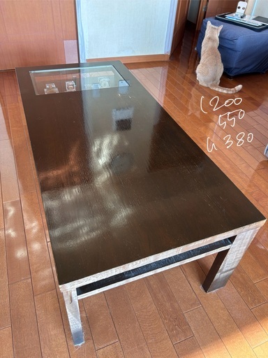 a.flatのローテーブル　アシンメトリーな脚が素敵です✨ a.flatのローテーブル アシンメトリーな脚が素敵です