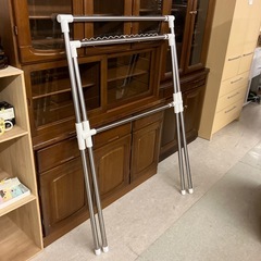サ2511-444 室内物干しスタンド キズ汚れ有りの画像