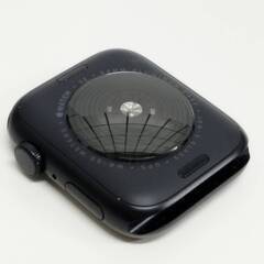 Apple Watch SE 第2世代/GPS/44mm/A2723/ミッドナイト〈MA7W4J/A〉の画像
