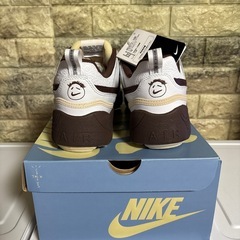 NIKE Travis Scott Zoom Field Jaxxの画像